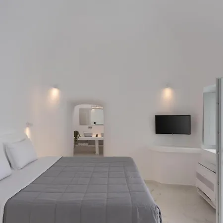 White Concept Caves (adults Only) מלון סנטוריני