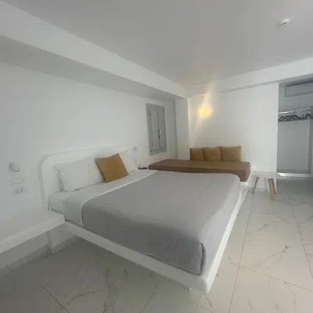 White Concept Caves (adults Only) מלון